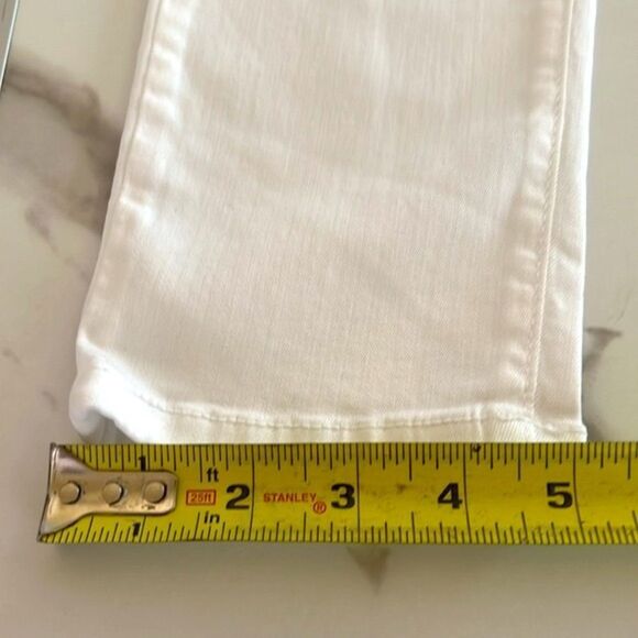 Buckle Jeans - Picture 13 of 16